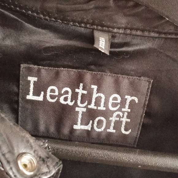 Leather jacket - Picture 2 of 11